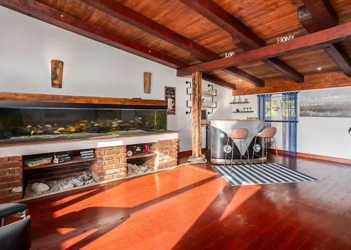 בית נופש Lovely In With Kitchen *