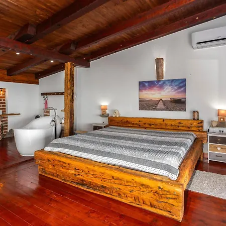 Lovely In With Kitchen 드라말리