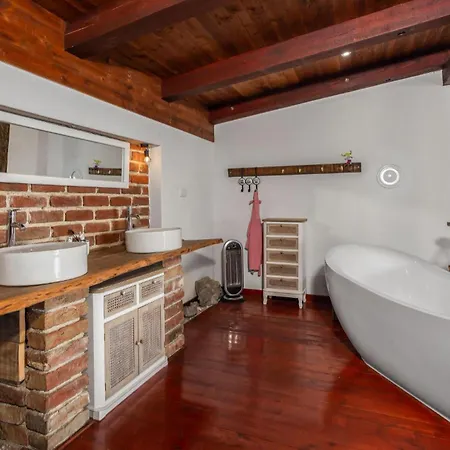 Lovely In With Kitchen