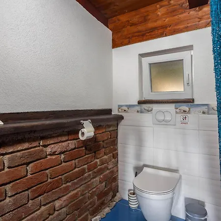 펜션 Lovely In With Kitchen