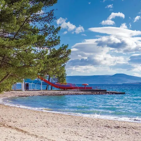 Lovely In With Kitchen