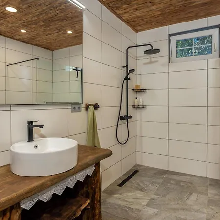 Lovely In With Kitchen